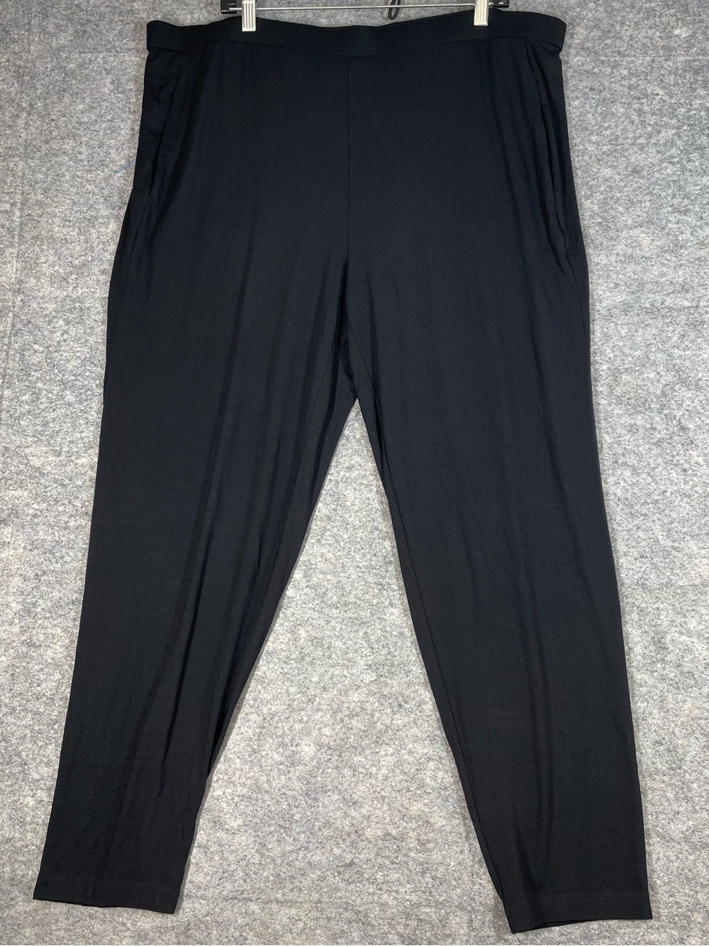 Eileen Fisher Black Stretch Tapered Pants 1X Minimalist Quiet Luxury Lagenlook